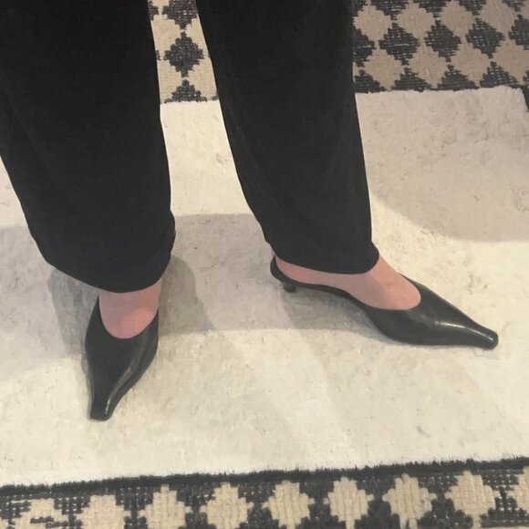 Prada pointed toe kitten heel mules - Picture 6 of 10
